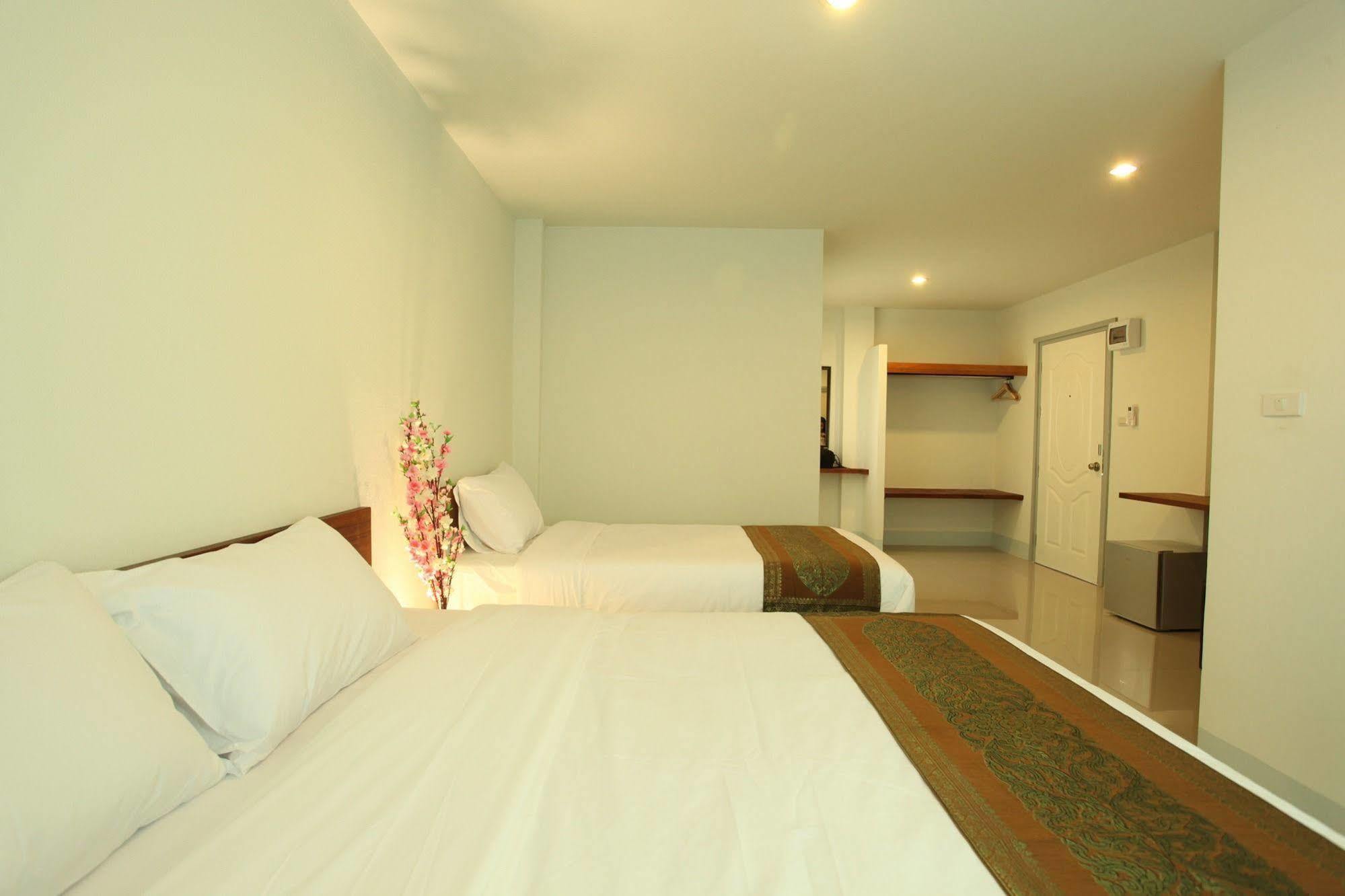 Hotel Rinlada House Chiang Rai Esterno foto